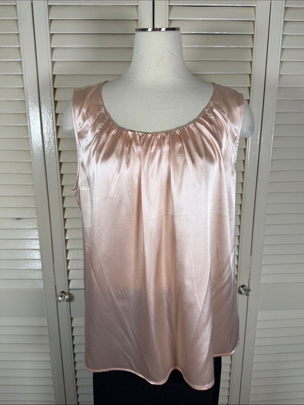 Chico's Pink Satin Pleated Neck Tank Top Size 3/XL